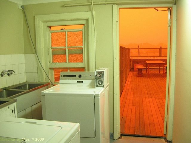 Red-Dust-00