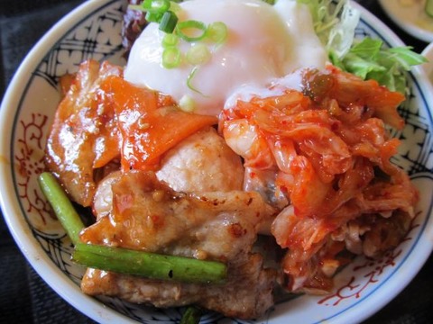 1363258969 招き猫、豚キムチ丼4