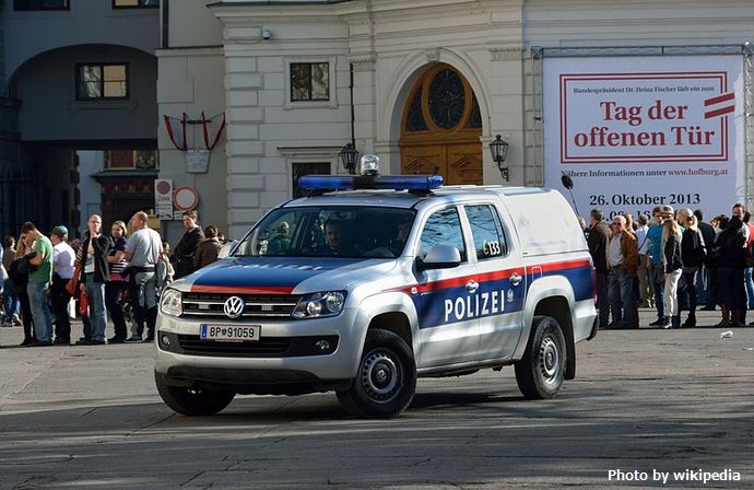 VW_Amarok_Austrian_Police_DSC_4672w