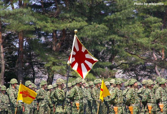 Flag_of_JSDF(20070408)