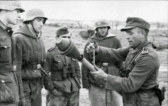 1956165165