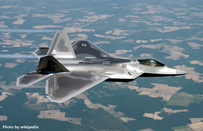 Lockheed_Martin_F-22