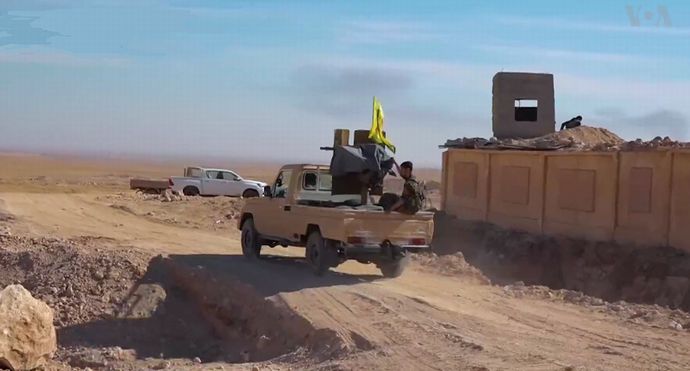 SDF_technical_in_northern_Raqqa_countryside_(November_2016)