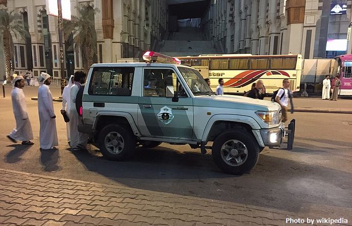 800px-Saudi_Arabia_Police_Jeep
