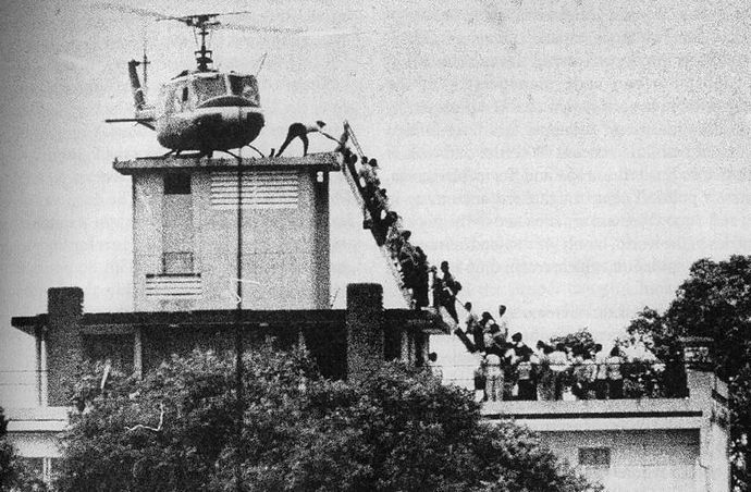 VI-ES-ART-42706-fuga_americana_saigon
