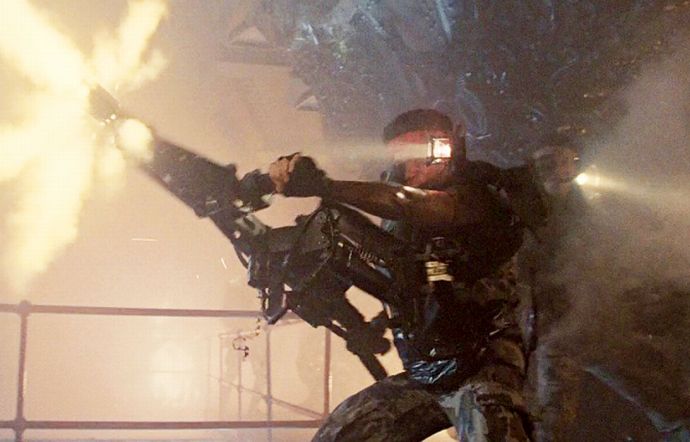 aliensgun2