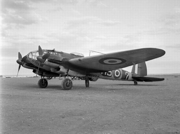 Captured_He_111_in_Libya_1942