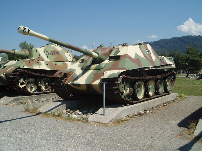 Jagdpanther_Thun_1