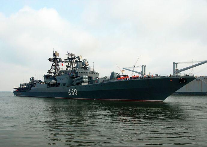 Admiral_Chabanenko_(ship,_1994)_-_FRUKUS_2011