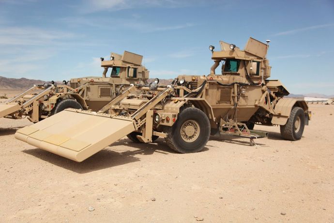 husky-vehicle-mounte-4