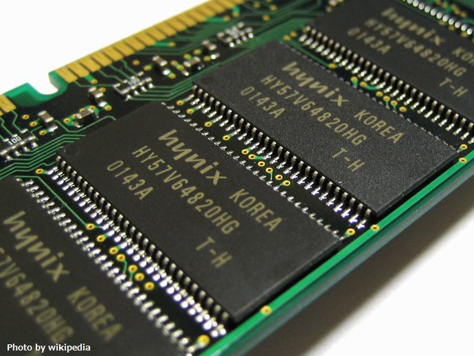 Hynix_HY57V64820HG