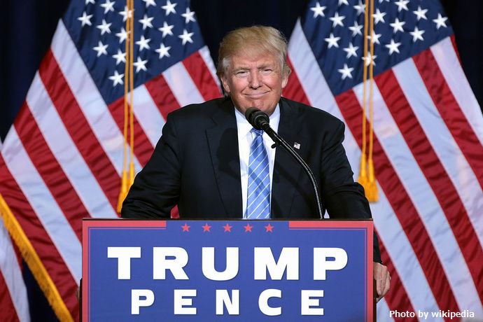 Donald_Trump_by_Gage_Skidmore_12