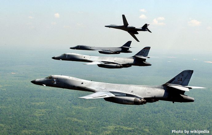 B-1Bs_116th_BW_over_Georgia_2002