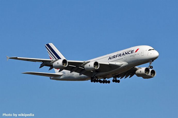 800px-Air_France_A380_F-HPJA