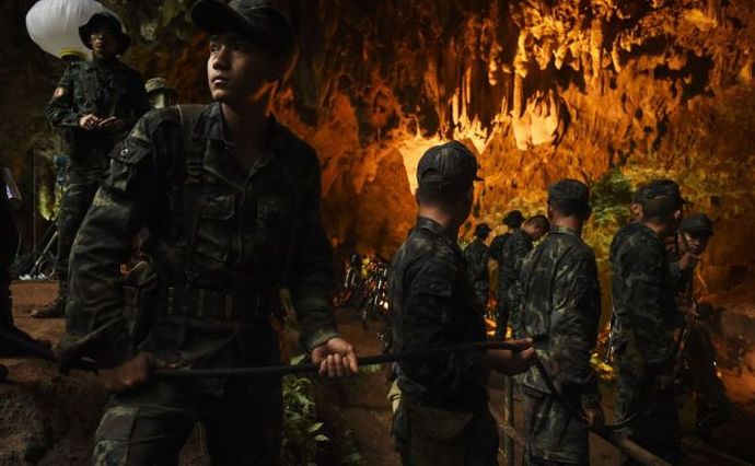 skynews-thailand-cave-footballers_4346218