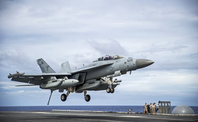 EA-18G landing 241