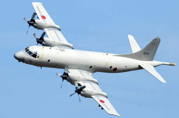 Kawasaki_P-3C_Orion,_Japan_-_Navy_AN2284167
