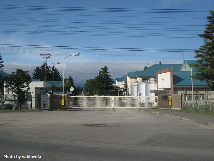 800px-JGSDF_Camp_Kami-Furano