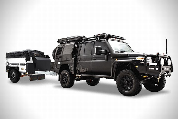 LC-79-Super-Tourer-Land-Cruiser-5
