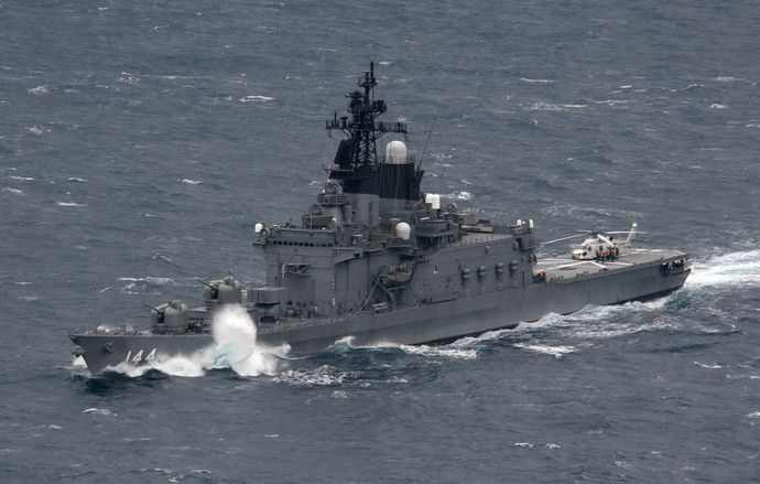 JS_Kurama_in_the_Pacific_Ocean_02