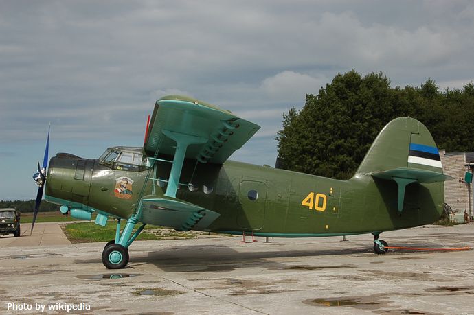 Antonov_An-2_Estonian_Air_Force_40