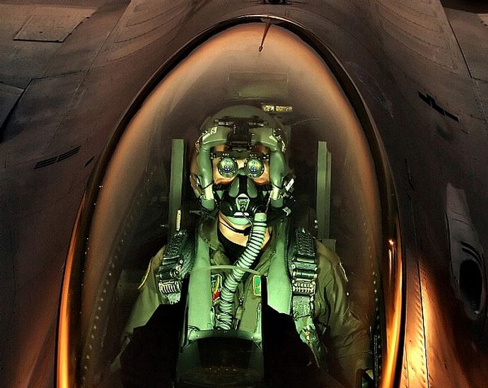 F16PilotNationalGuard