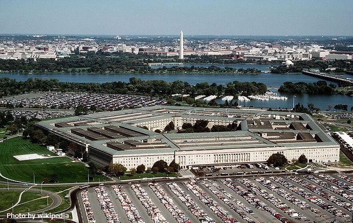 800px-The_Pentagon_US_Department_of_Defense_building