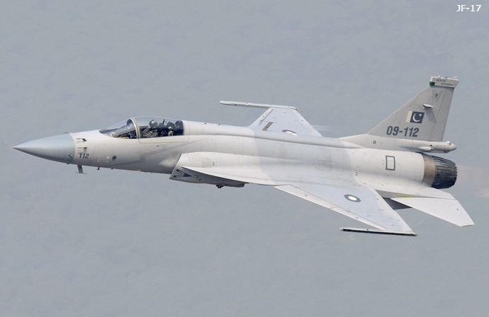 Pakistan_JF-17_(modified)