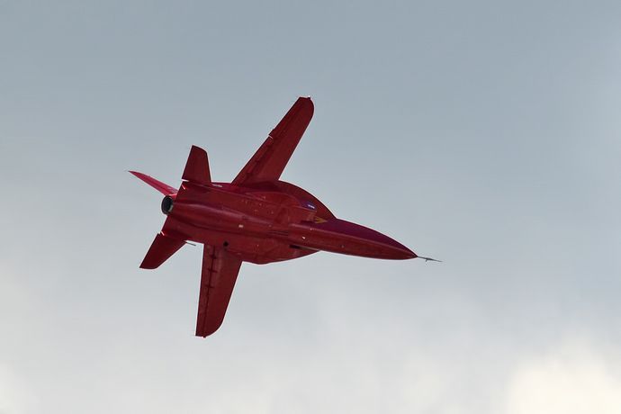 Russian_Air_Force,_EX-88004,_SAT_SR-10_(36976765590)