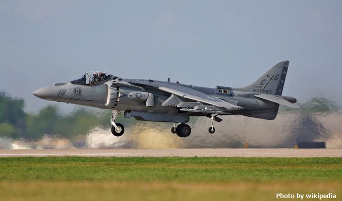 BAE-McDonell-Douglas_AV8B_edit5