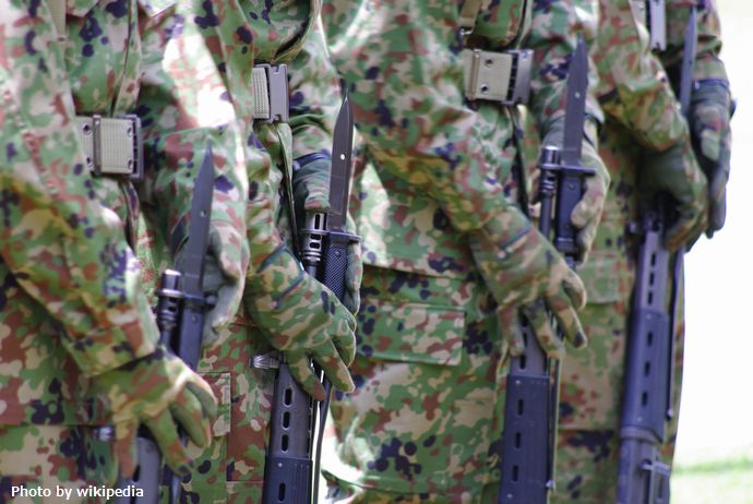 JGSDF_Type89_rifle_20120610-02