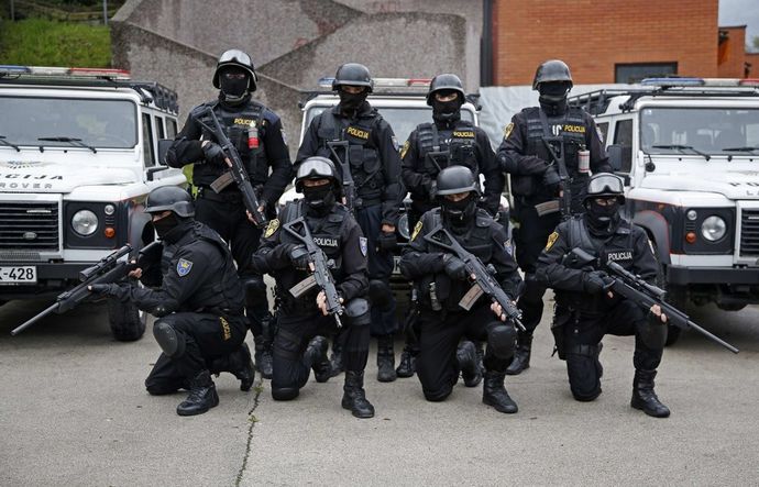 best-police-forces-in-the-world