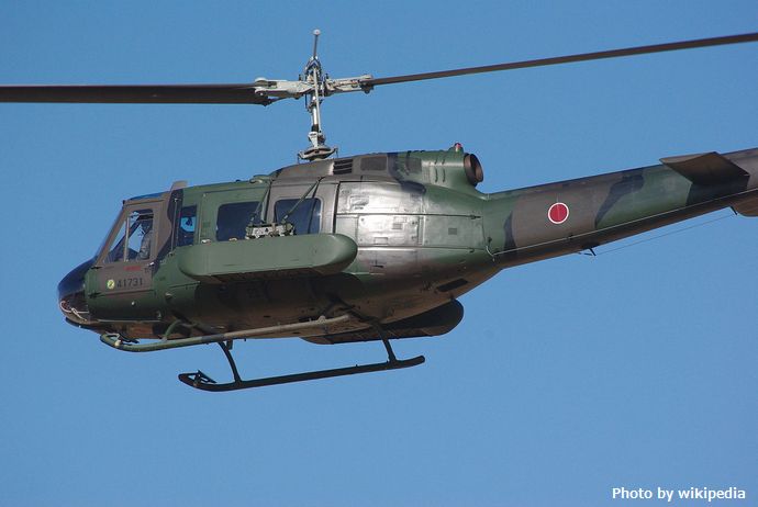 JGSDF_UH-1H_&_Type87_mine_dispenser_20120108