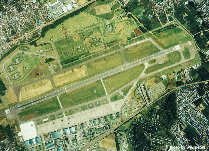 800px-Iruma_Air_Base_Aerial_Photograph