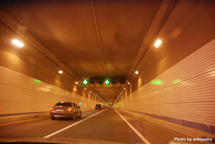 Goega_Bridge_Submarine_tunnel