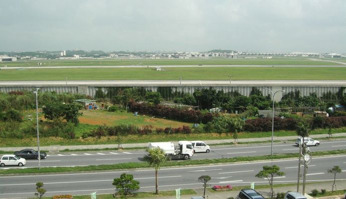 Kadena_AB_Okinawa_Japan