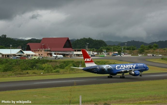 FAT_Boeing_757_Palau_Airport_Spijkers