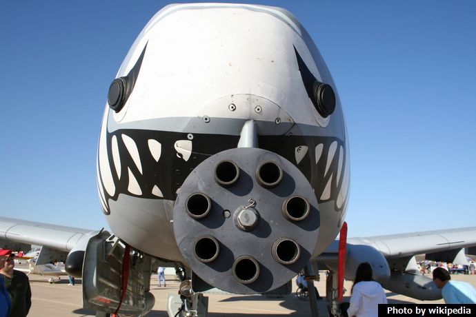 Fairchild_A-10-Gatling_Gun_Closeup