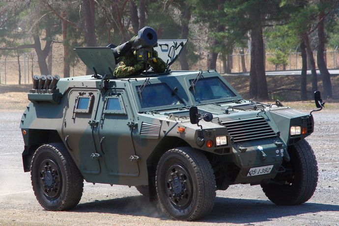 JGSDF_Light_Armored_vehicle_20120408-01