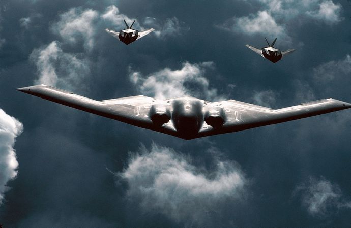 B-2_and_F-117_Formation