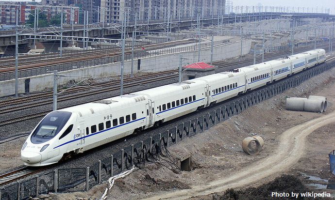 外国人が「中国高速鉄道は新幹線より快適って言ってるぞ」…中国メディア！