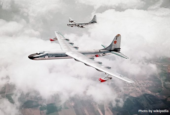 NB-36H_with_B-50,_1955_-_DF-SC-83-09332
