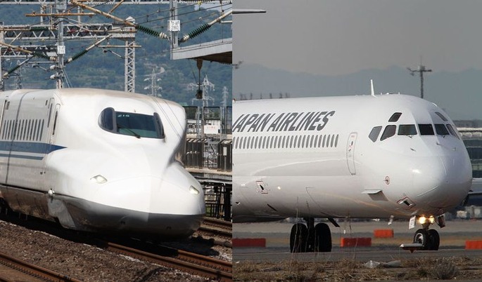 Shinkansen_N700_z15