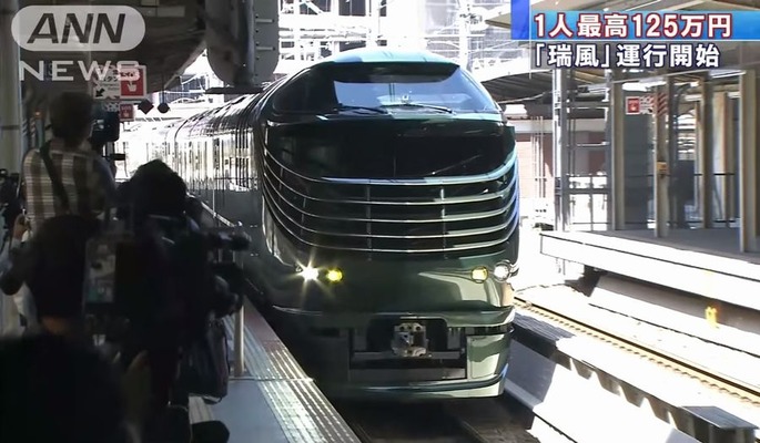 5641564