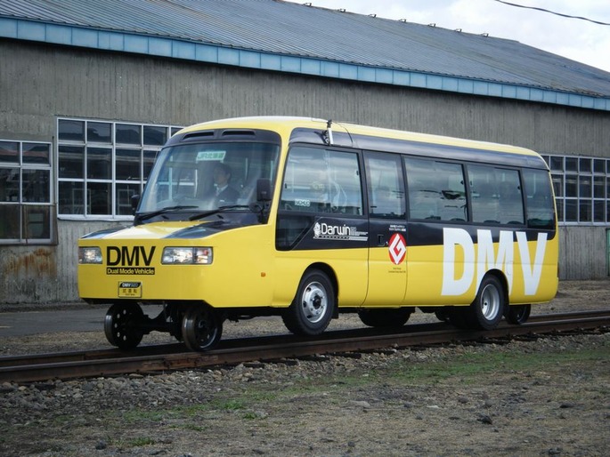 Dual_Mode_Vehicle