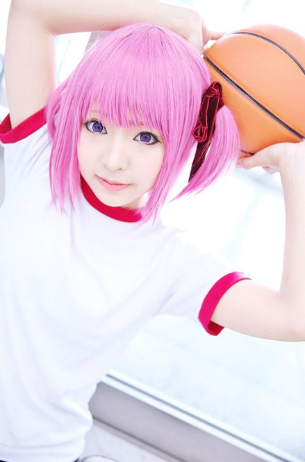 コスプレイヤー浅絵綾人