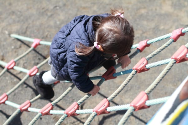 公園 女児