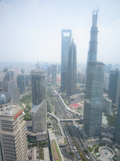 2013729 004