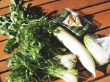 船橋漁港の露天市場で買った野菜です。