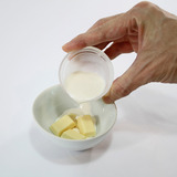 粉末緑茶で美味チョコソース・作り方1